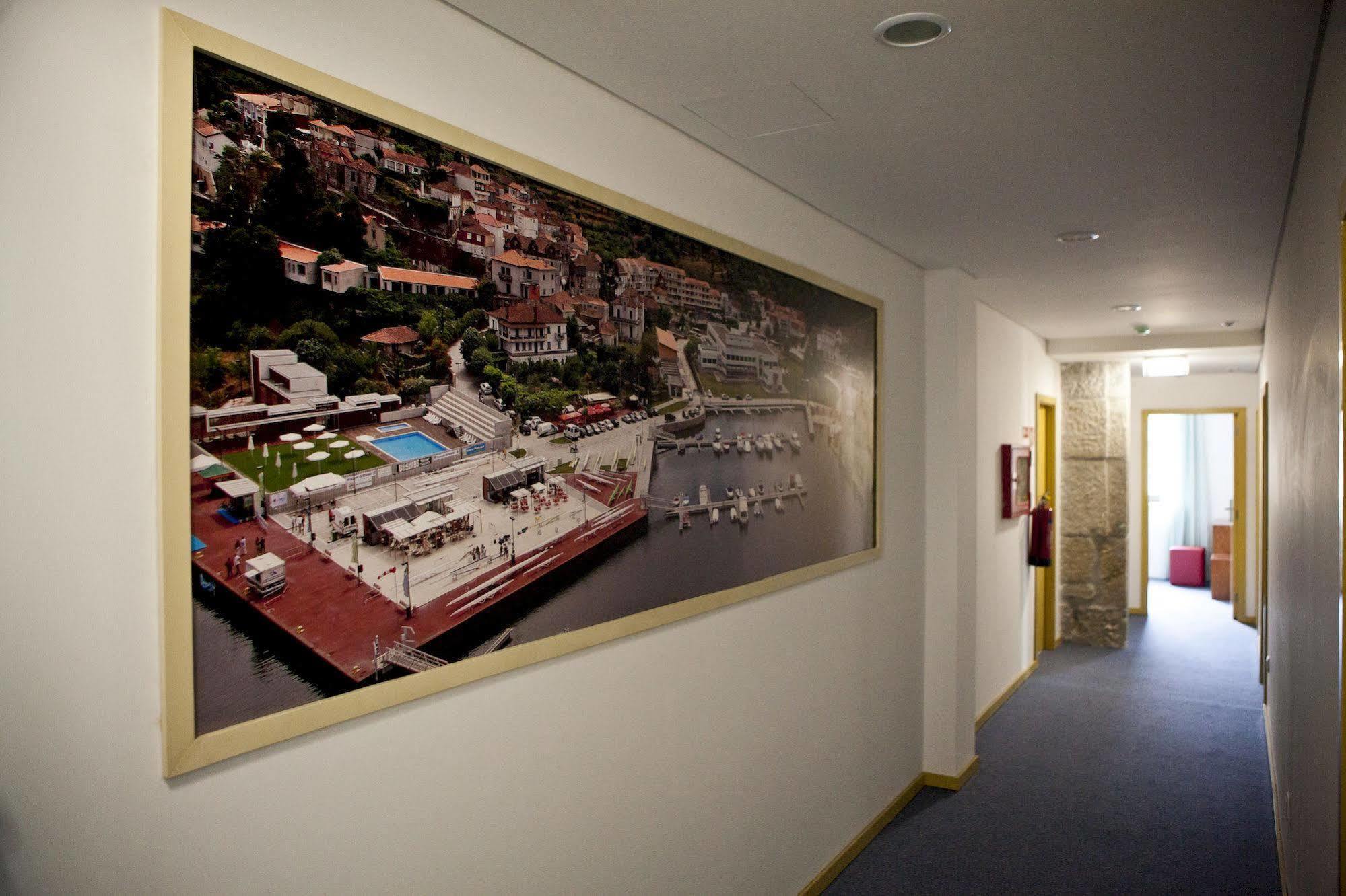 Hotel Comercio เรเซนด์ ภายนอก รูปภาพ